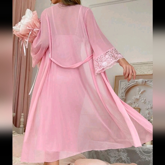 Elegant Satin Lace Long Robe & Dress Sleepwear Set For Women - Picture 2 of 4